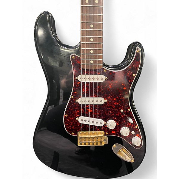 Used Fender DELUXE SUPER STRATOCASTER Black Solid Body Electric Guitar