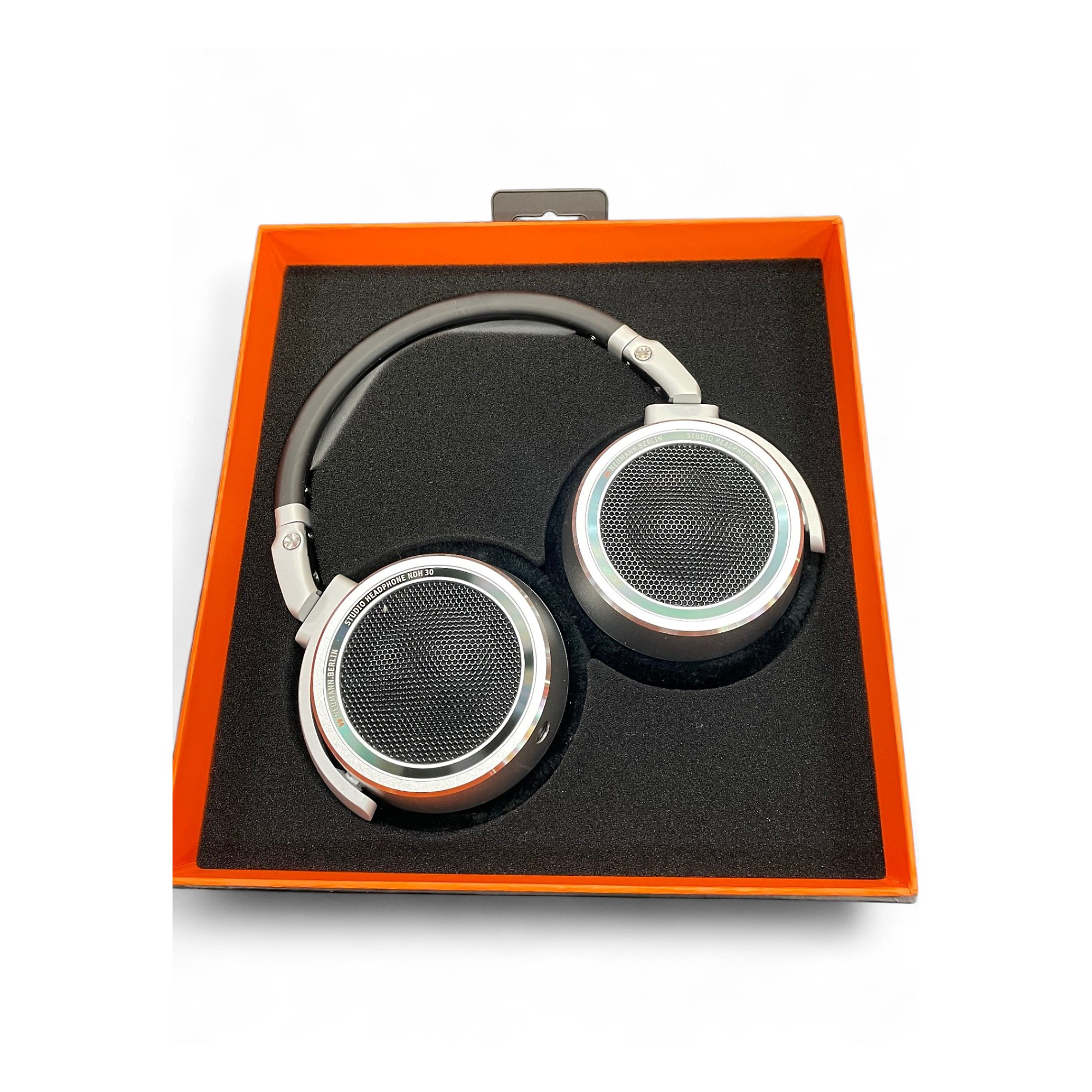 Used Neumann ndh30 Studio Headphones | Guitar Center