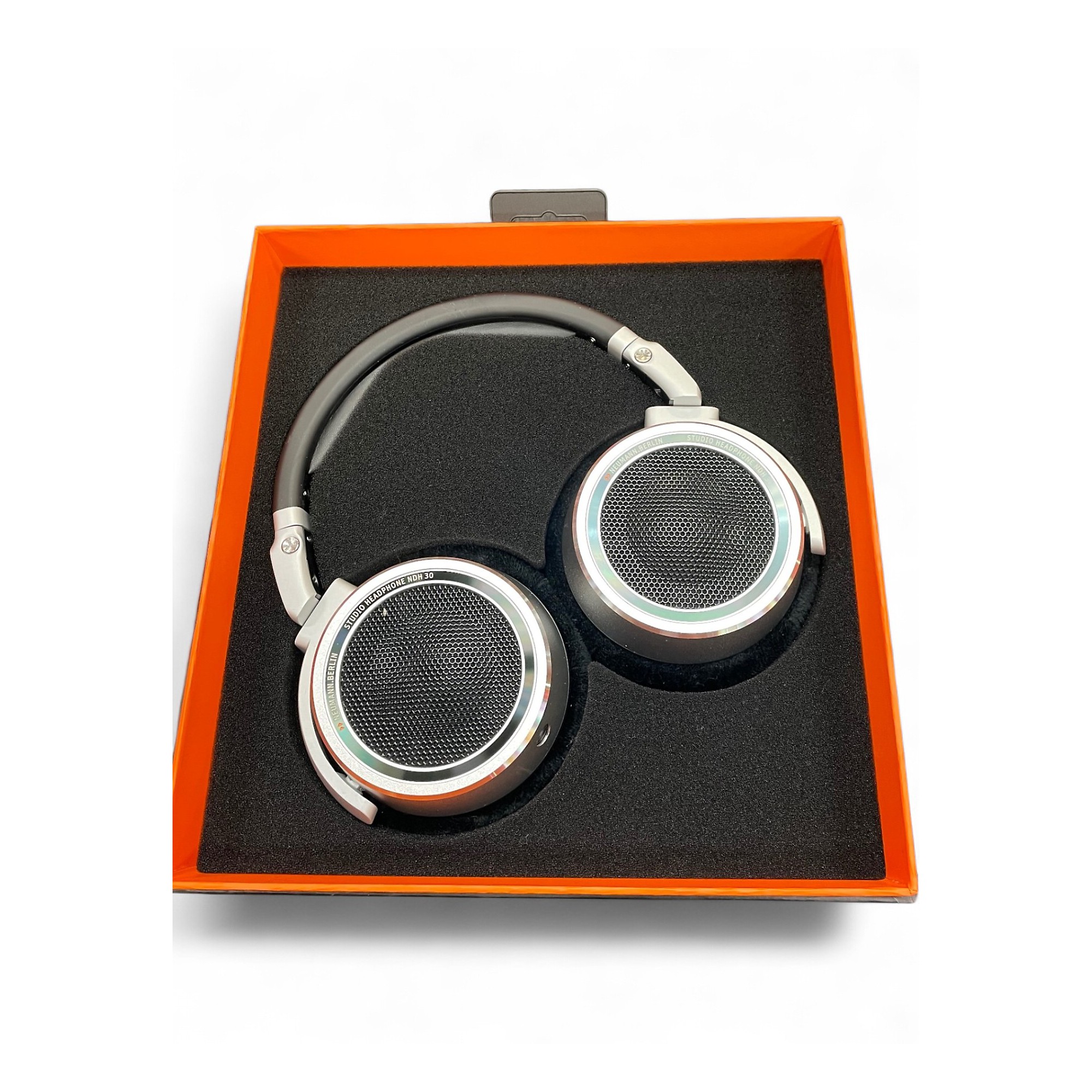 Used Neumann ndh30 Studio Headphones | Guitar Center