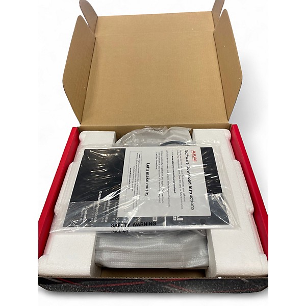Used Akai Professional MPD218 MIDI Controller