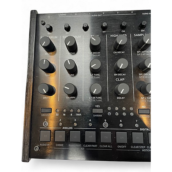 Used KORG Drumlogue Production Controller