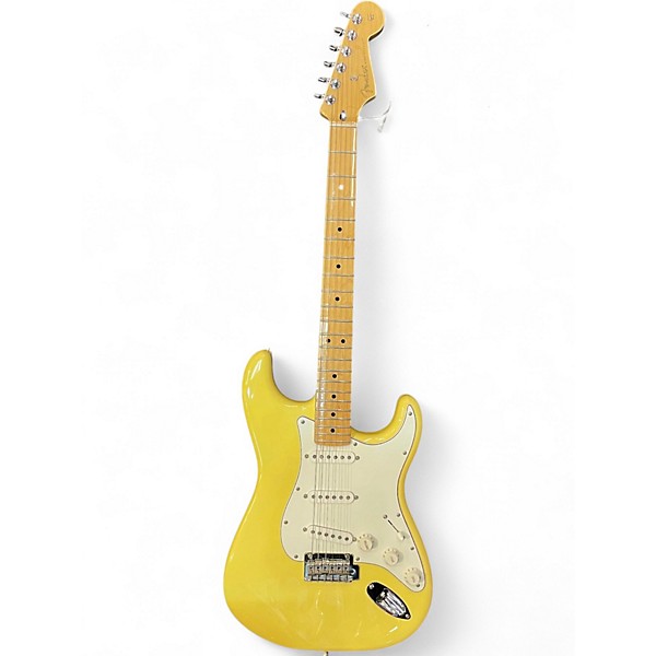 Used Fender PLAYER STRATOCASTER Buttercream Solid Body Electric Guitar