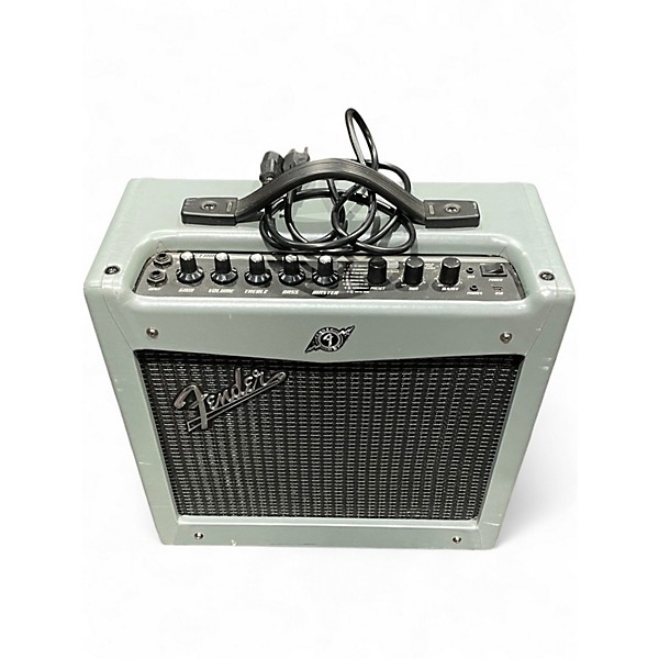 Used Fender Mustang I V2 20W 1X8 Guitar Combo Amp