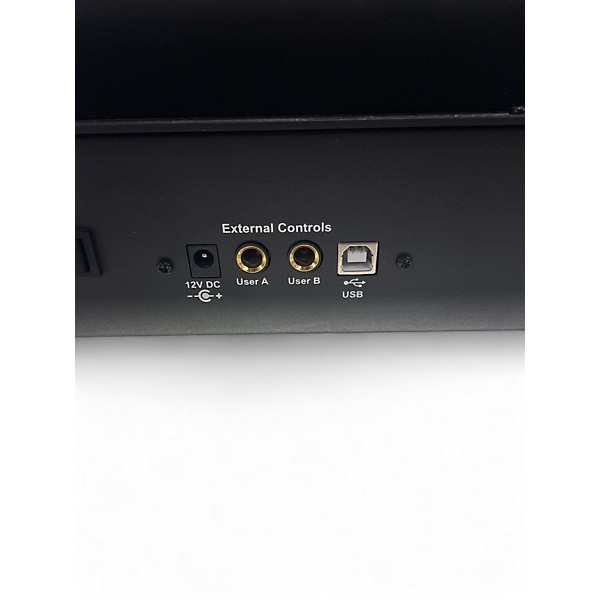 Used Icon QCon Pro G2