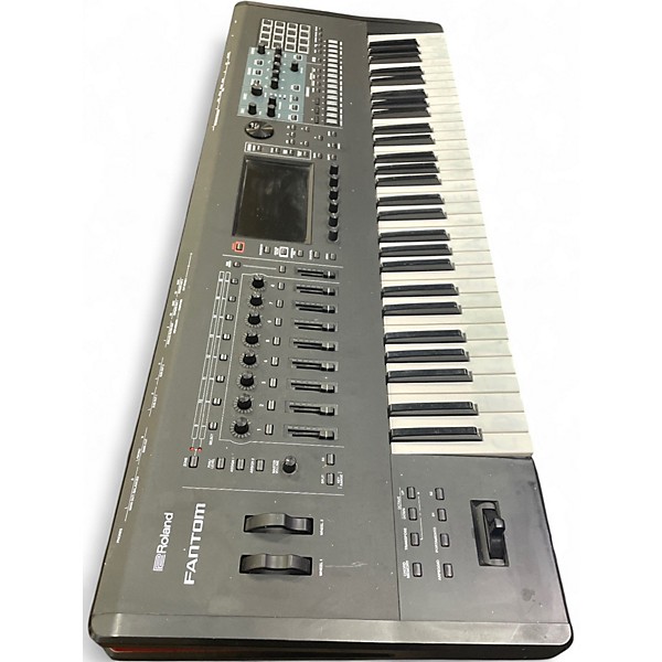 Used Roland Fantom 6 Keyboard Workstation