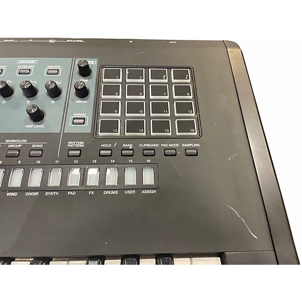 Used Roland Fantom 6 Keyboard Workstation
