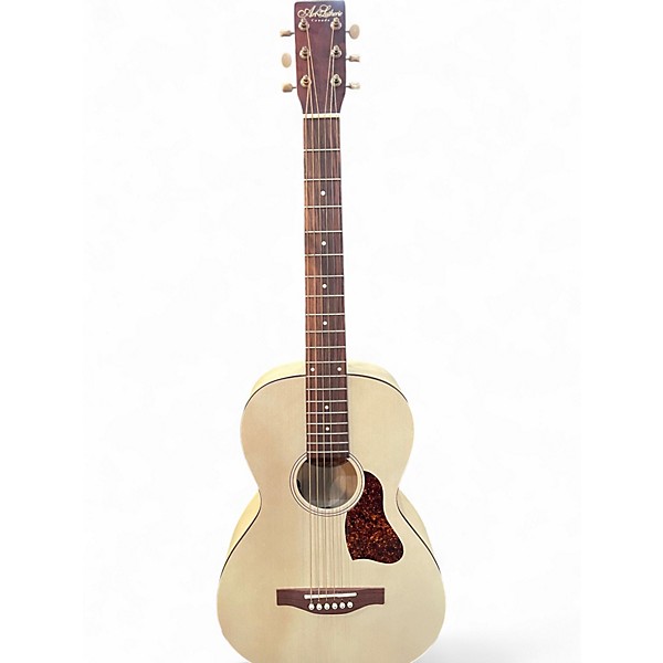 Used Art & Lutherie roadhouse Natural Acoustic Guitar