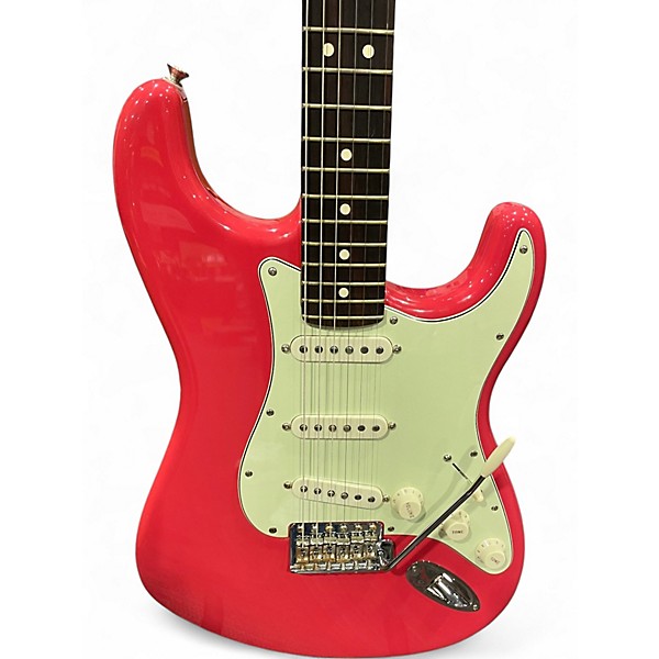 Used Fender AMERICAN PRO CLASSIC STRAT DAKOTA RED Solid Body Electric Guitar