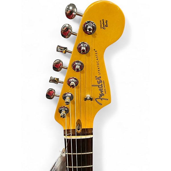 Used Fender AMERICAN PRO CLASSIC STRAT DAKOTA RED Solid Body Electric Guitar