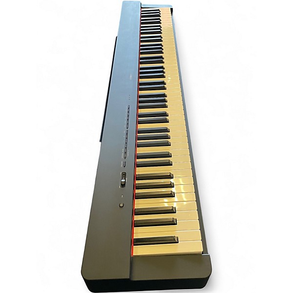 Used Yamaha P225