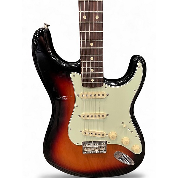 Used Fender Artist Series Robert Cray Stratocaster 3 Color Sunburst Solid Body Electric Guitar