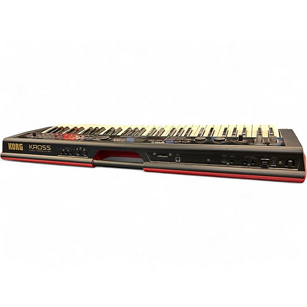 Used KORG Kross 61 Key Keyboard Workstation