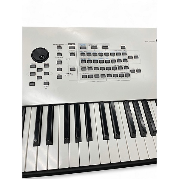 Used Yamaha MONTAGE 8 WHITE Synthesizer