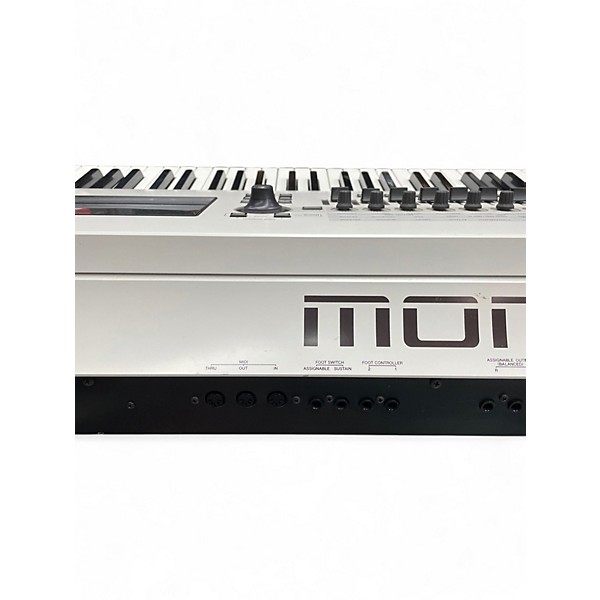 Used Yamaha MONTAGE 8 WHITE Synthesizer