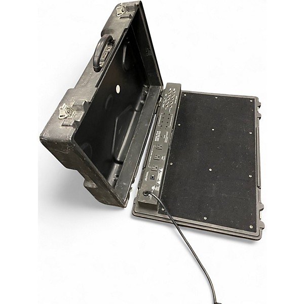Used SKB PS-45 Pedal Board
