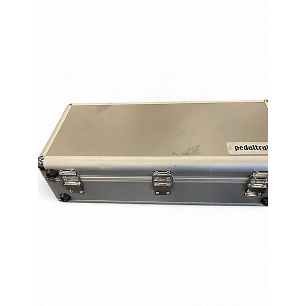 Used Pedaltrain Metro 20 Pedal Board