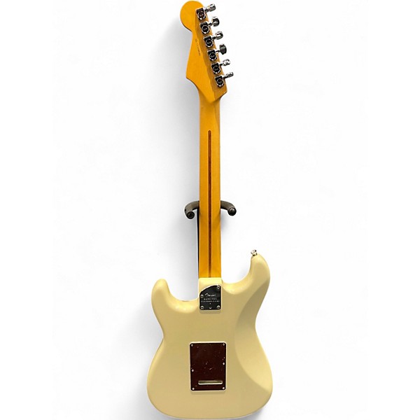 Used Fender American Professional II Stratocaster Olympic White Solid Body Electric Guitar
