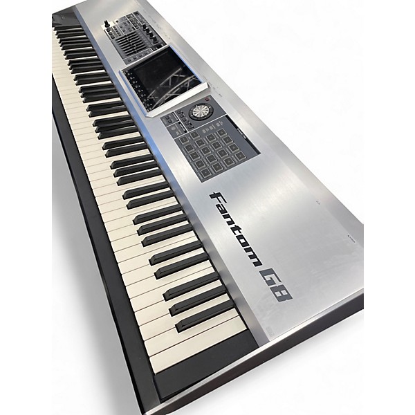 Used Roland Fantom G8 88 Key Keyboard Workstation