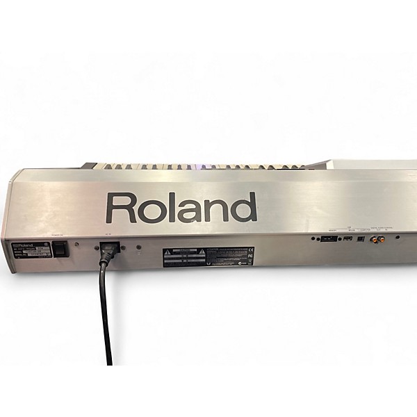 Used Roland Fantom G8 88 Key Keyboard Workstation