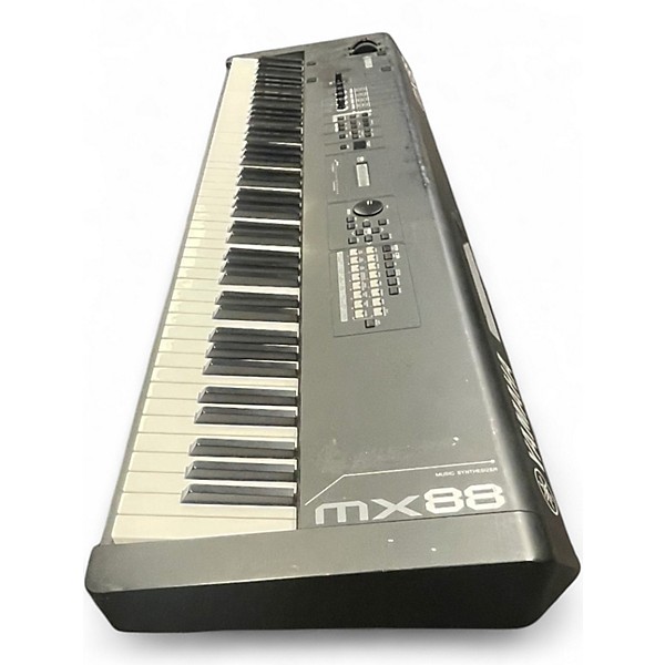 Used Yamaha MX88 Synthesizer