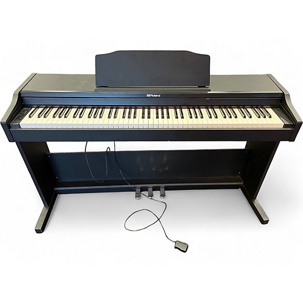 Used Roland RP107 Digital Piano