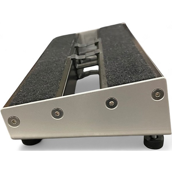 Used 2020s D'Addario EXPAND Pedal Board