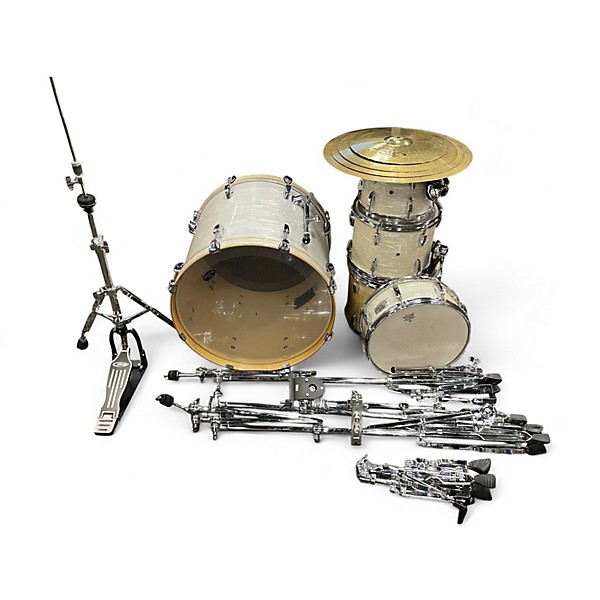 Used Pearl 5 Piece Export New Fusion White Oyster Drum Kit