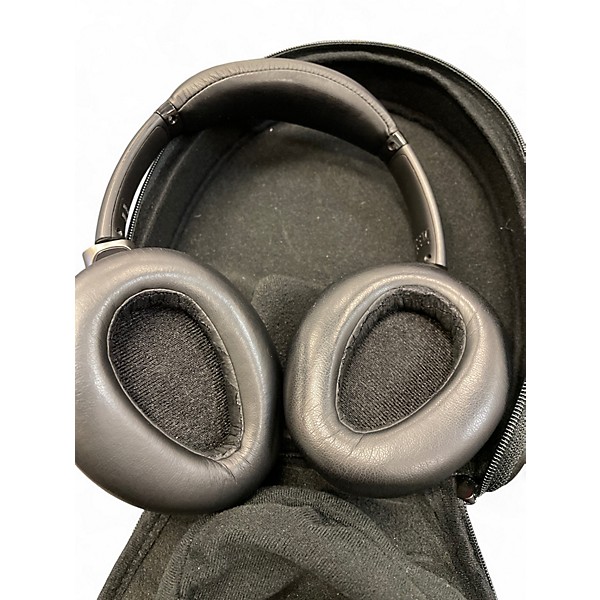 Used Sony MDR 10RNC Headphones