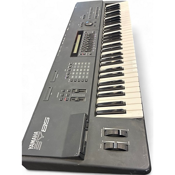 Used Yamaha SY85 Keyboard Workstation