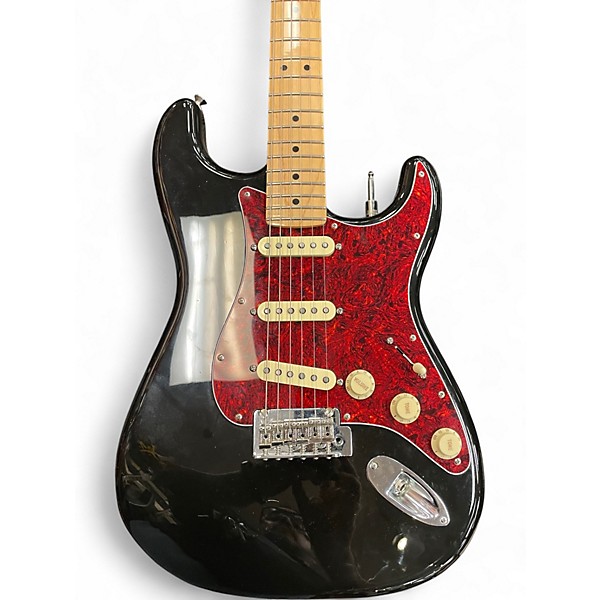 Used Fender PLAYER STRAT Black Solid Body Electric Guitar