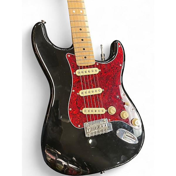 Used Fender PLAYER STRAT Black Solid Body Electric Guitar