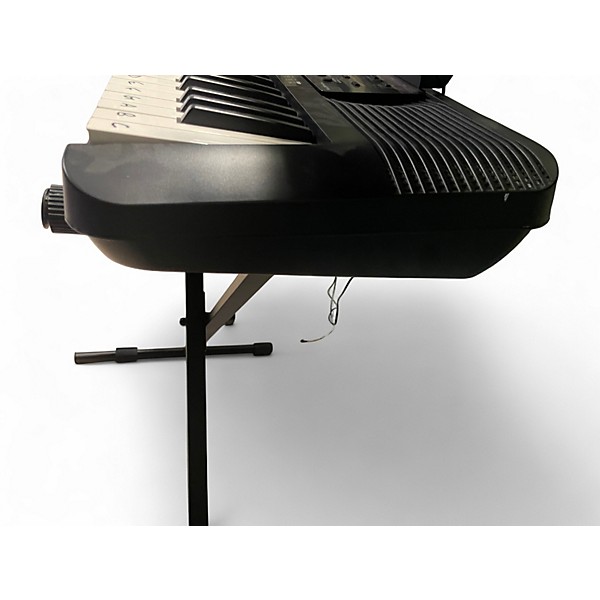 Used Yamaha PSRE273 Arranger Keyboard