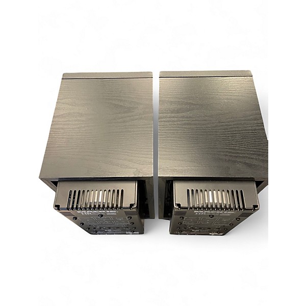 Used Mackie HR624 Pair Powered Monitor