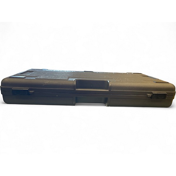 Used BOSS BCB-90 Pedal Board