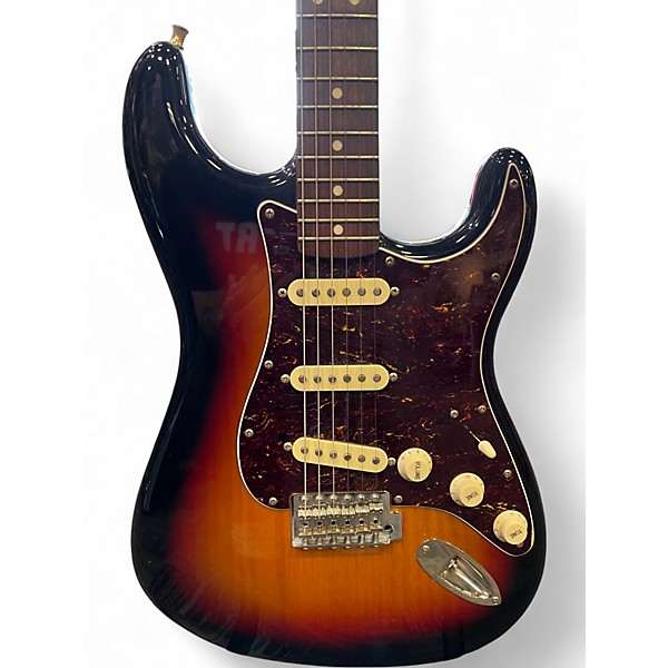 Used Squier Classic Vibe 1960S Stratocaster 3 Color Sunburst Solid Body Electric Guitar