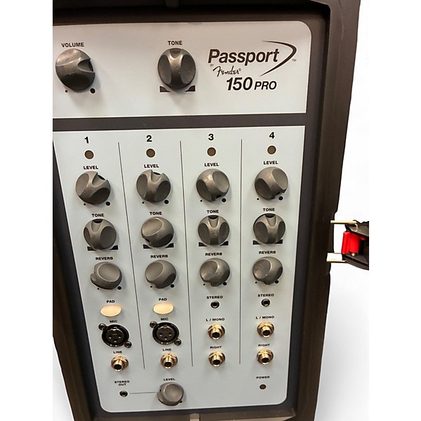 Used Fender PASSPORT 150 PRO Powered Speaker