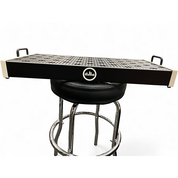 Used Temple Audio Design Duo 24 Pedal Board