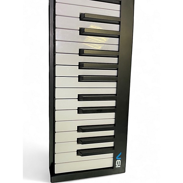 Used Alesis V61 61-Key MIDI Controller
