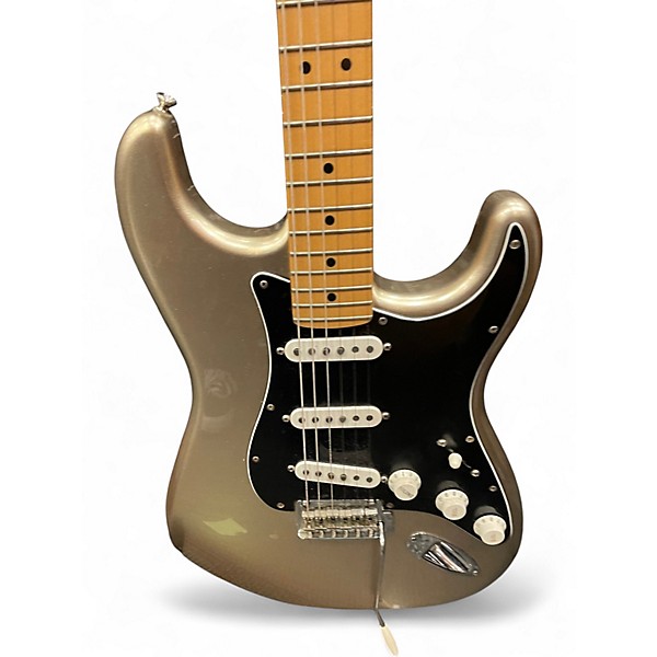 Used Fender 75th Anniversary Player Stratocaster Diamond Silver Solid Body Electric Guitar