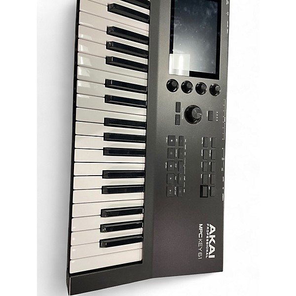 Used Akai Professional MPC KEY 61 KEYBOARD WORKSTATION Keyboard Workstation