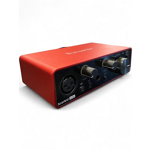 Used Focusrite Scarlett 2i2 Gen 4 studio