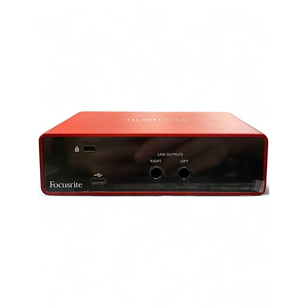 Used Focusrite Scarlett 2i2 Gen 4 studio