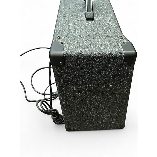 Used Peavey STUDIO CHORUS 210 Guitar Combo Amp
