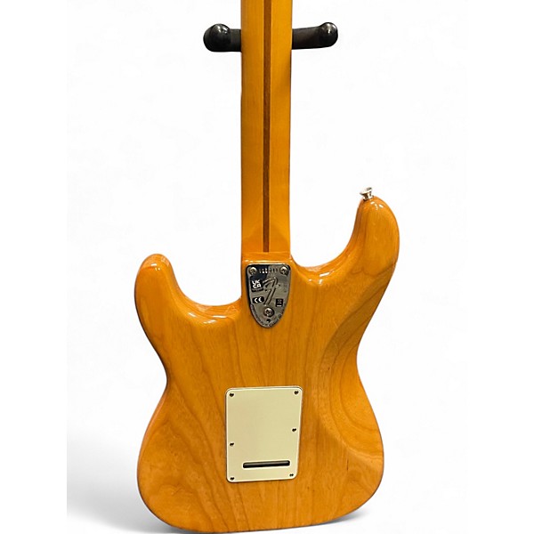 Used Fender American vintage II 1973 Stratocaster Natural Solid Body Electric Guitar