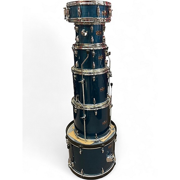Used TAMA 6 Piece Imperialstar Complete Starter Kit Hairline Light Blue Drum Kit