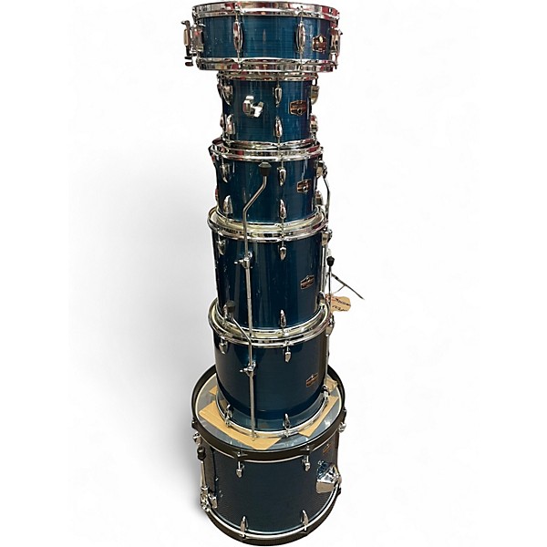 Used TAMA 6 Piece Imperialstar Complete Starter Kit Hairline Light Blue Drum Kit