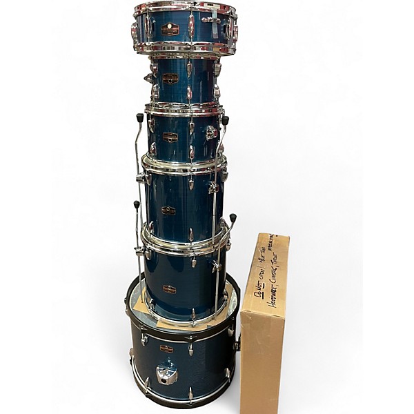 Used TAMA 6 Piece Imperialstar Complete Starter Kit Hairline Light Blue Drum Kit