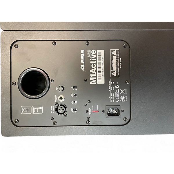 Used Alesis M1 Active 620 100W Pair Powered Monitor