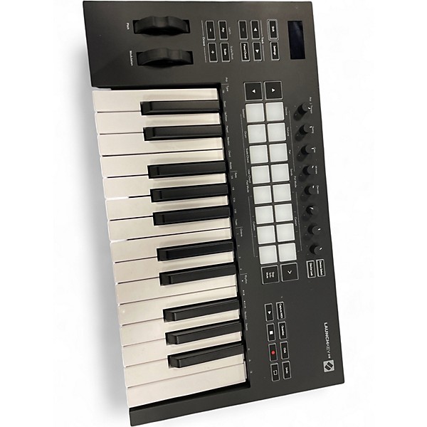 Used Novation Launchkey 25 Key MIDI Controller