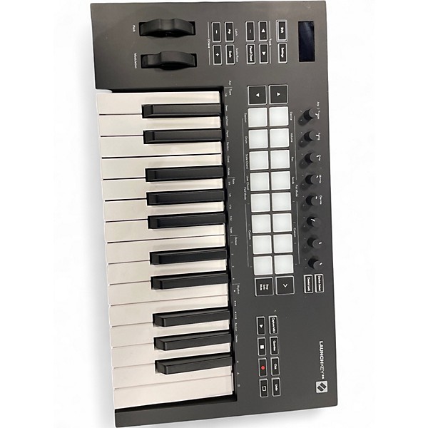 Used Novation Launchkey 25 Key MIDI Controller